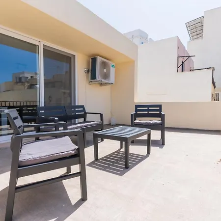 Penthouse In St Pauls-hosted By Sweetstay Apartment